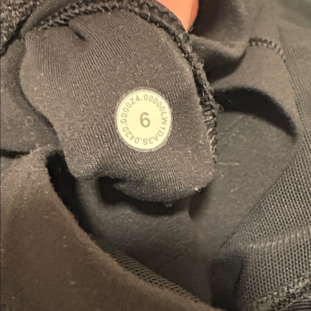 lululemon athletica Black tennis skirt size 4, Align tank black size 6 - Picture 3 of 4